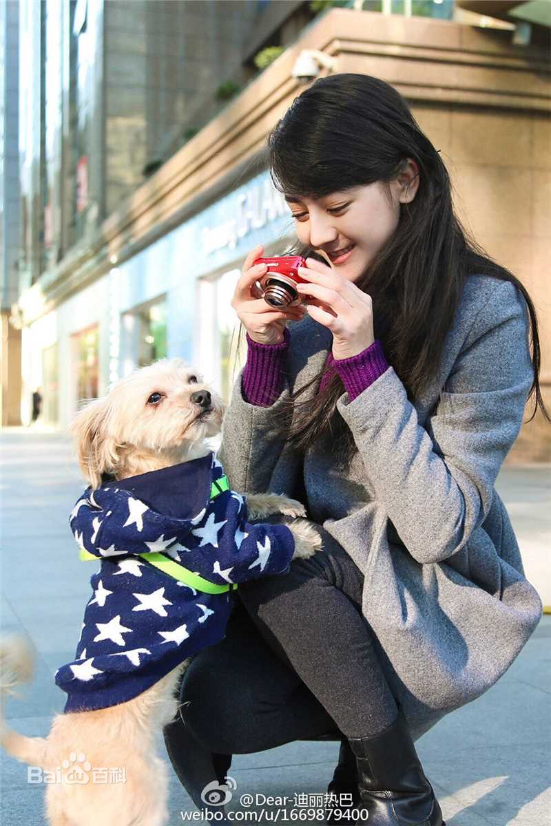 迪丽热巴·迪力木拉提(Dilraba)个人生活照前后照片