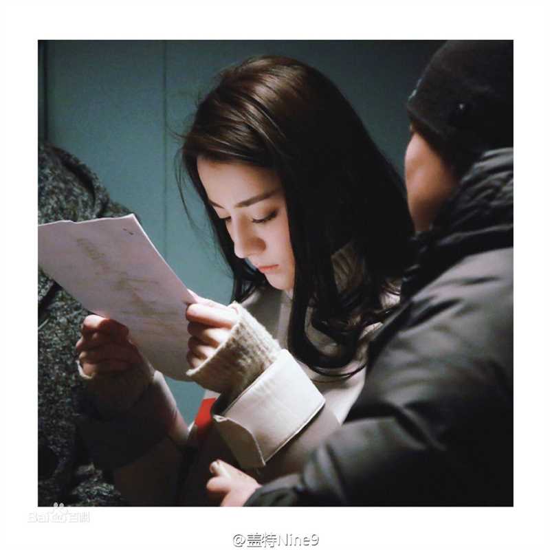 迪丽热巴·迪力木拉提(Dilraba)个人生活照前后照片