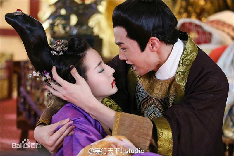 迪丽热巴·迪力木拉提(Dilraba)在《美人制造》中的