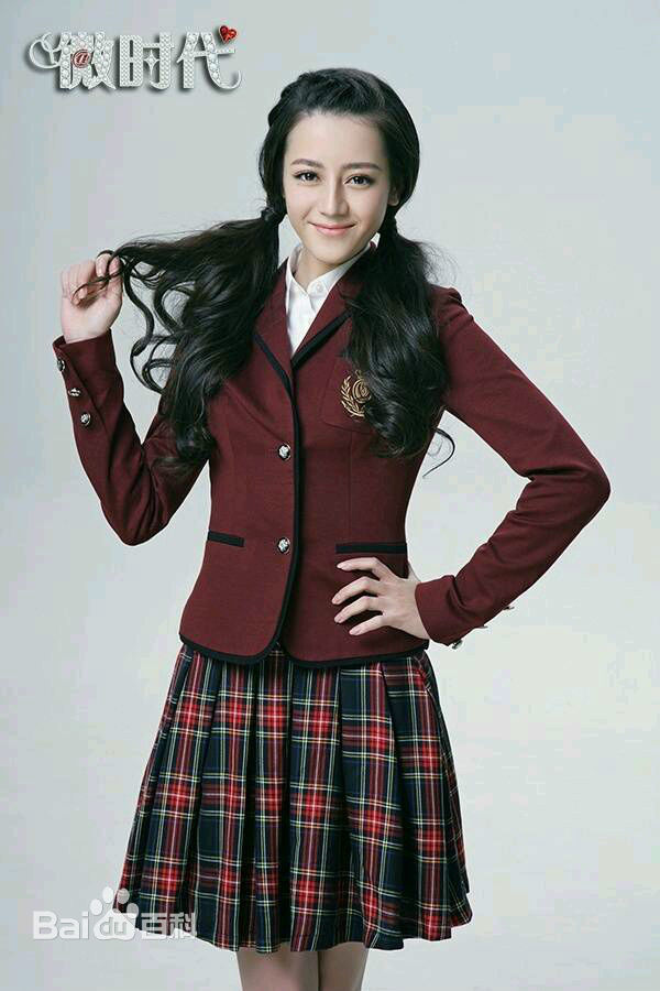 最新迪丽热巴·迪力木拉提(Dilraba)在《微时代》中的壁纸