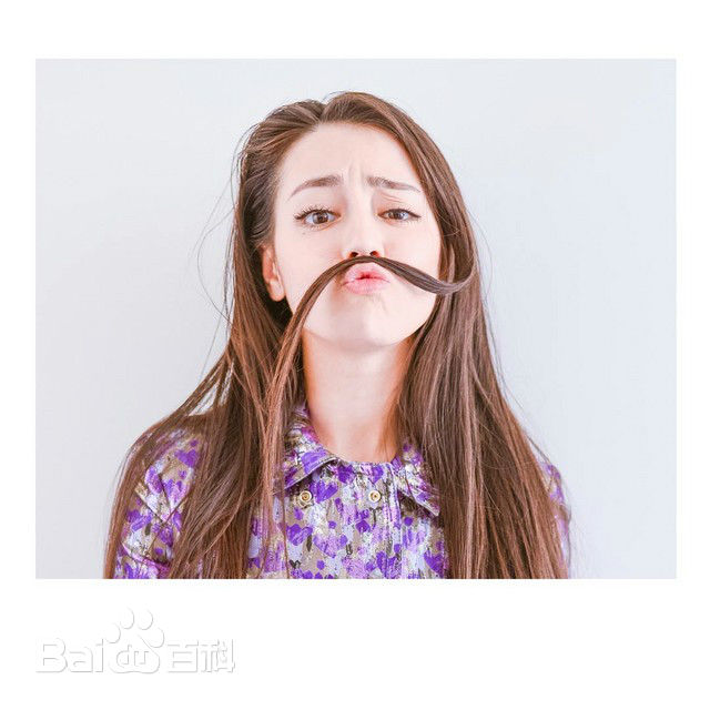 迪丽热巴·迪力木拉提(Dilraba)VOGUE服饰与美容壁纸壁纸