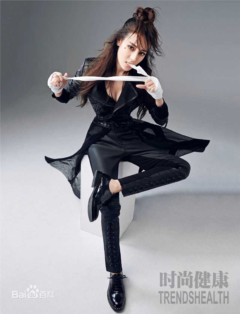 迪丽热巴·迪力木拉提(Dilraba)时尚健康图片图册