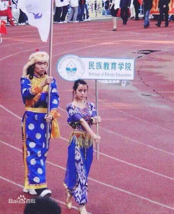 迪丽热巴·迪力木拉提(Dilraba)迪丽热巴早年图册前后照片