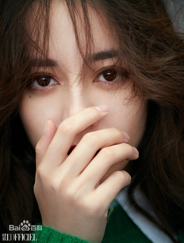 迪丽热巴·迪力木拉提(Dilraba)时装LOFFICIEL前后照片