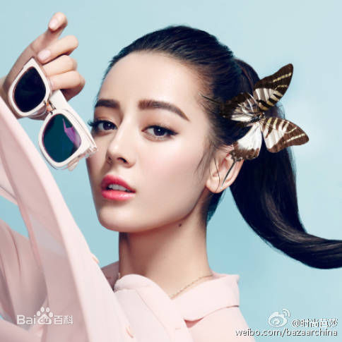 最优质迪丽热巴·迪力木拉提(Dilraba)在06《时尚芭莎》中的相册