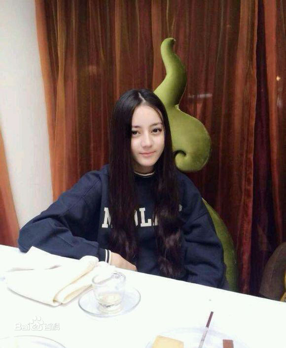 迪丽热巴·迪力木拉提(Dilraba)24 出道前照片壁纸壁纸