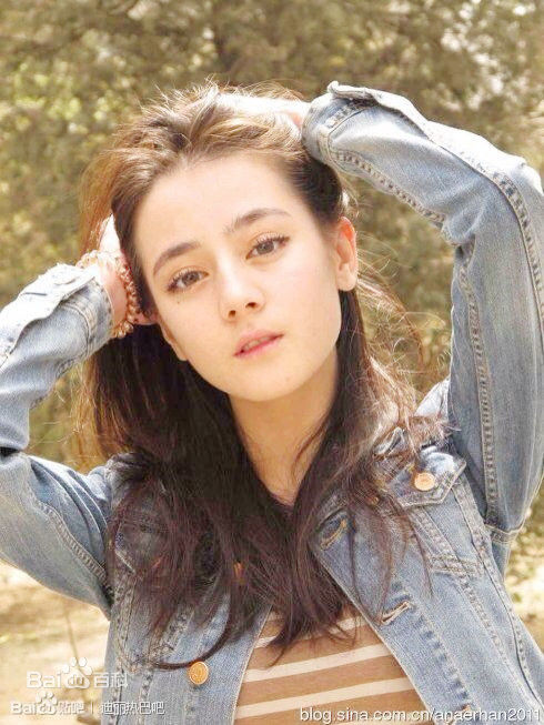 迪丽热巴·迪力木拉提(Dilraba)24 出道前照片壁纸壁纸