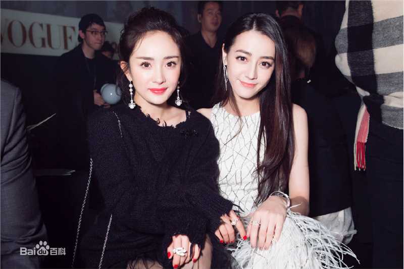 迪丽热巴·迪力木拉提(Dilraba)18 vogue11周年晚会壁纸壁纸