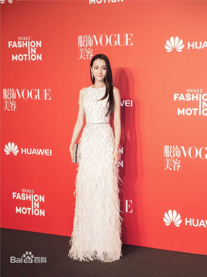 迪丽热巴·迪力木拉提(Dilraba)18 vogue11周年晚会壁纸壁纸
