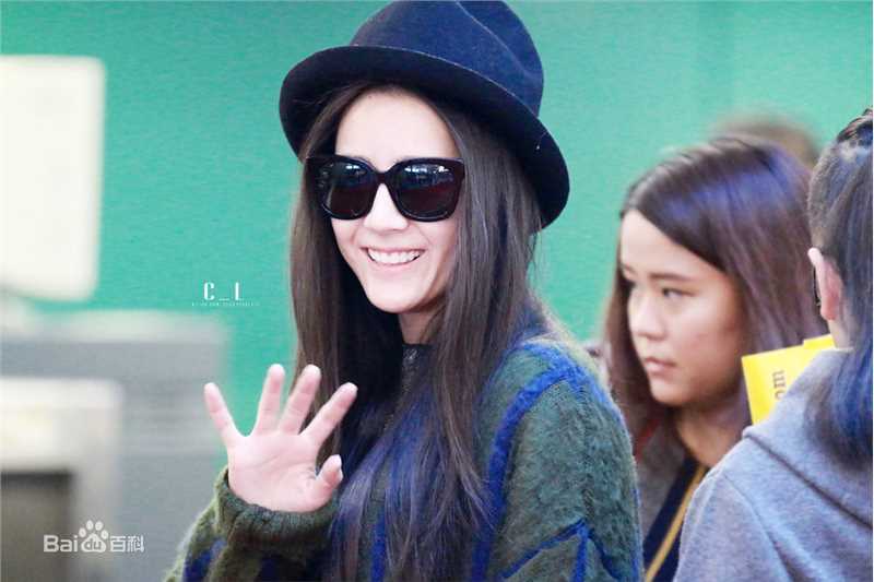 迪丽热巴·迪力木拉提(Dilraba)21 机场look图册