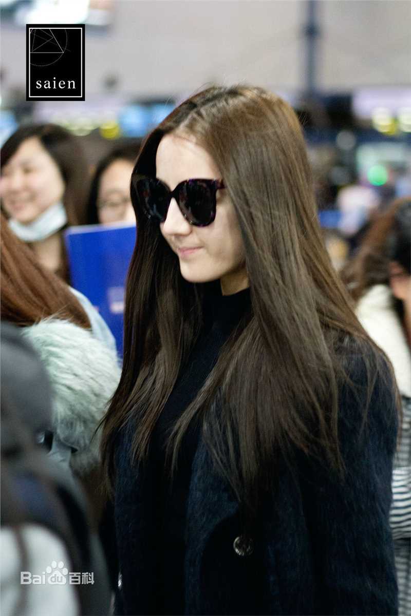 迪丽热巴·迪力木拉提(Dilraba)21 机场look图册