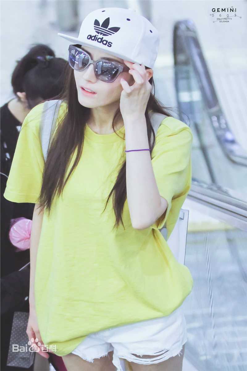 迪丽热巴·迪力木拉提(Dilraba)21 机场look图册