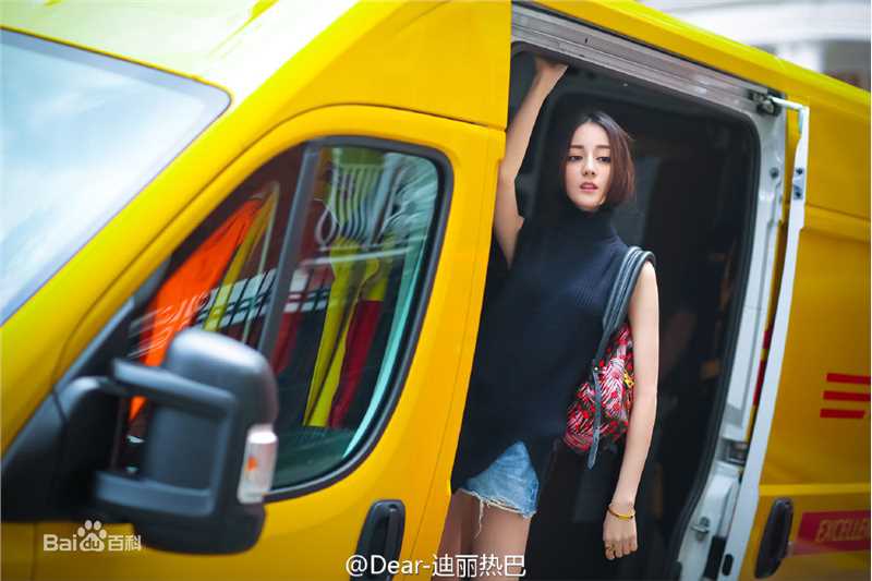 迪丽热巴·迪力木拉提(Dilraba)22 生活街拍素颜照相册