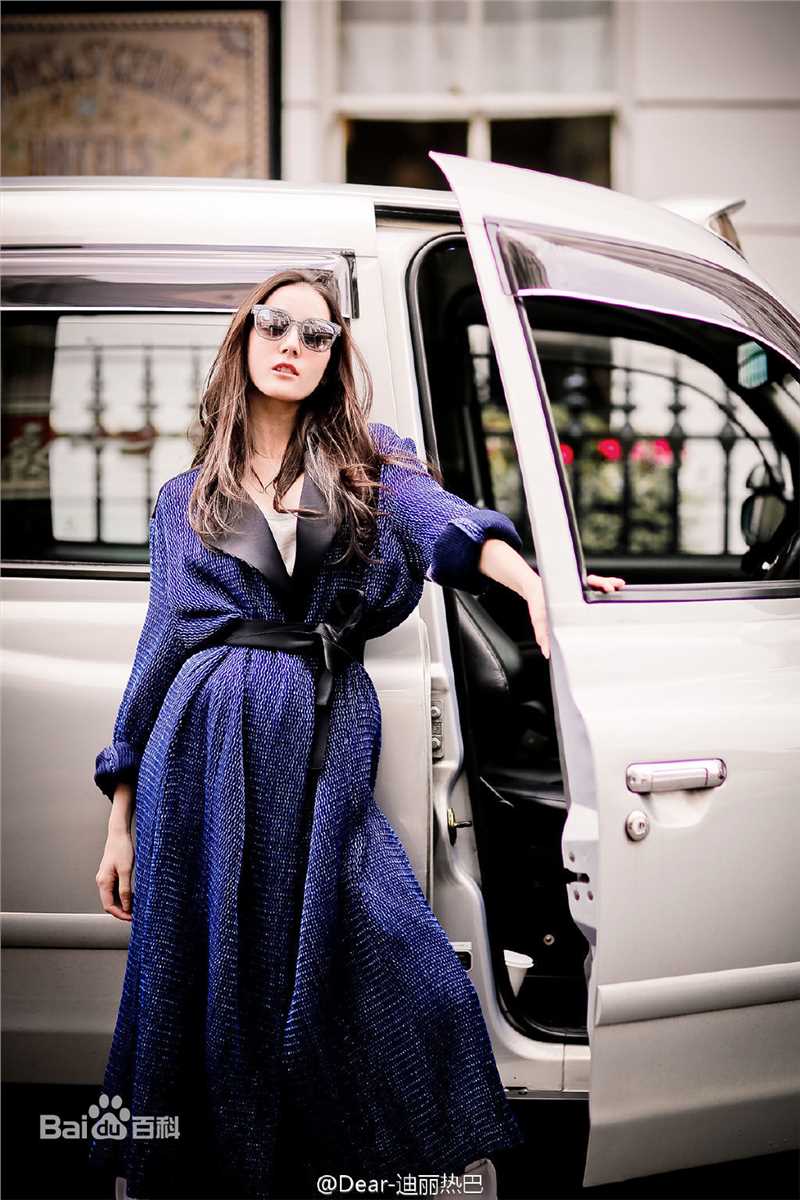 迪丽热巴·迪力木拉提(Dilraba)22 生活街拍素颜照相册