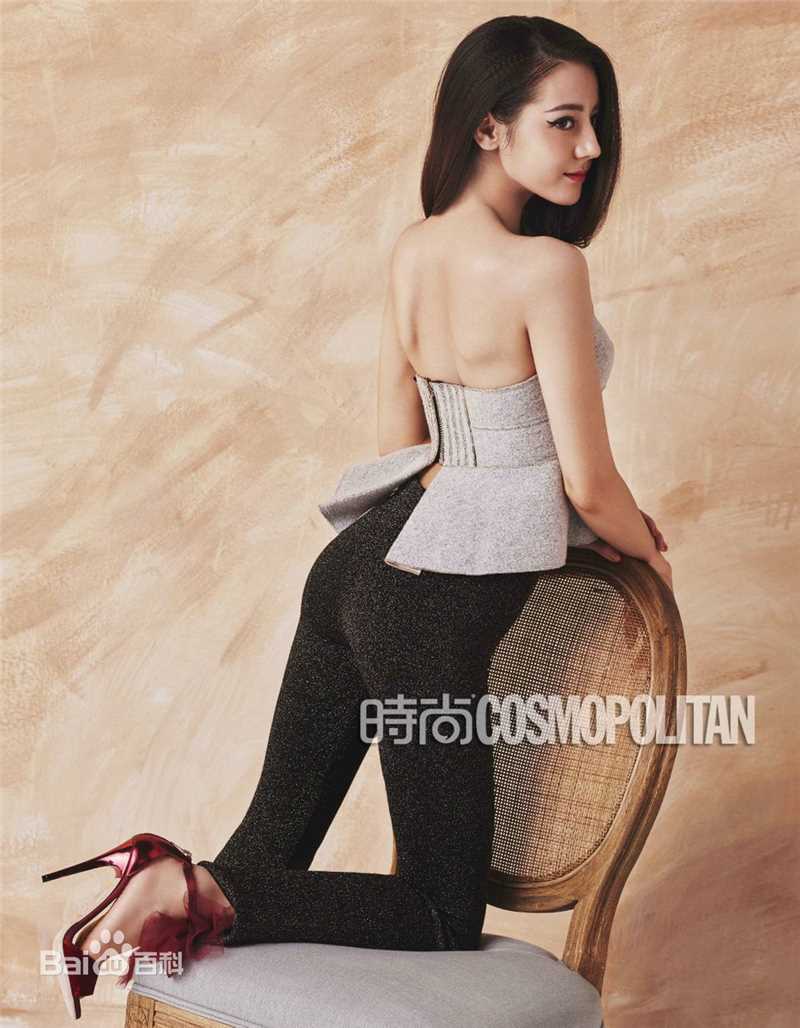 精选迪丽热巴·迪力木拉提(Dilraba)在07《时尚coms》中的图册