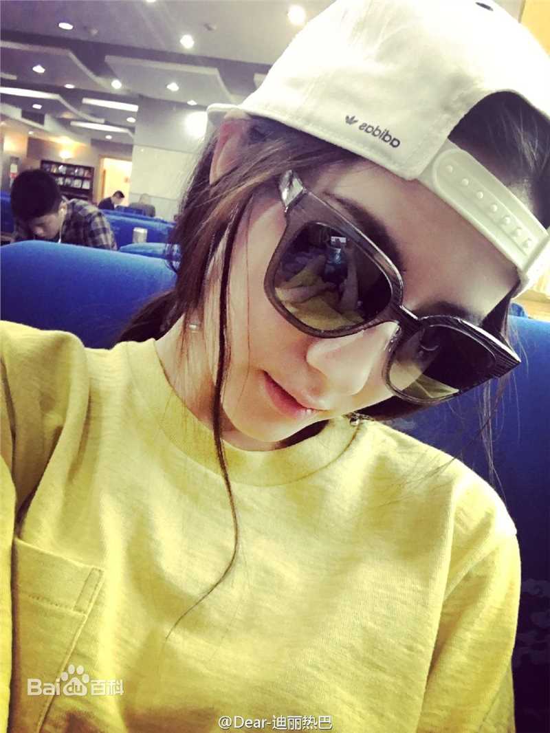 迪丽热巴·迪力木拉提(Dilraba)23 热巴性感图片图集