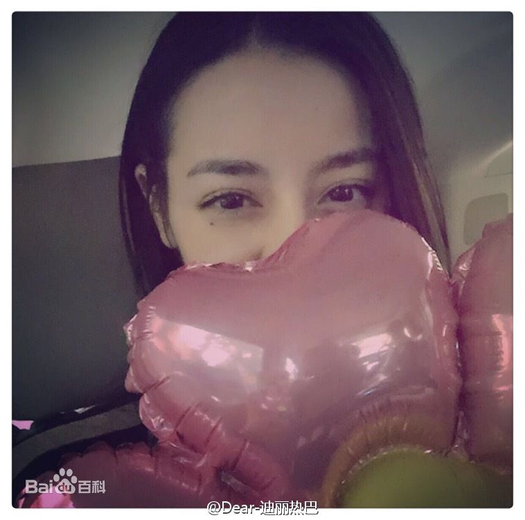 迪丽热巴·迪力木拉提(Dilraba)23 热巴性感图片图集