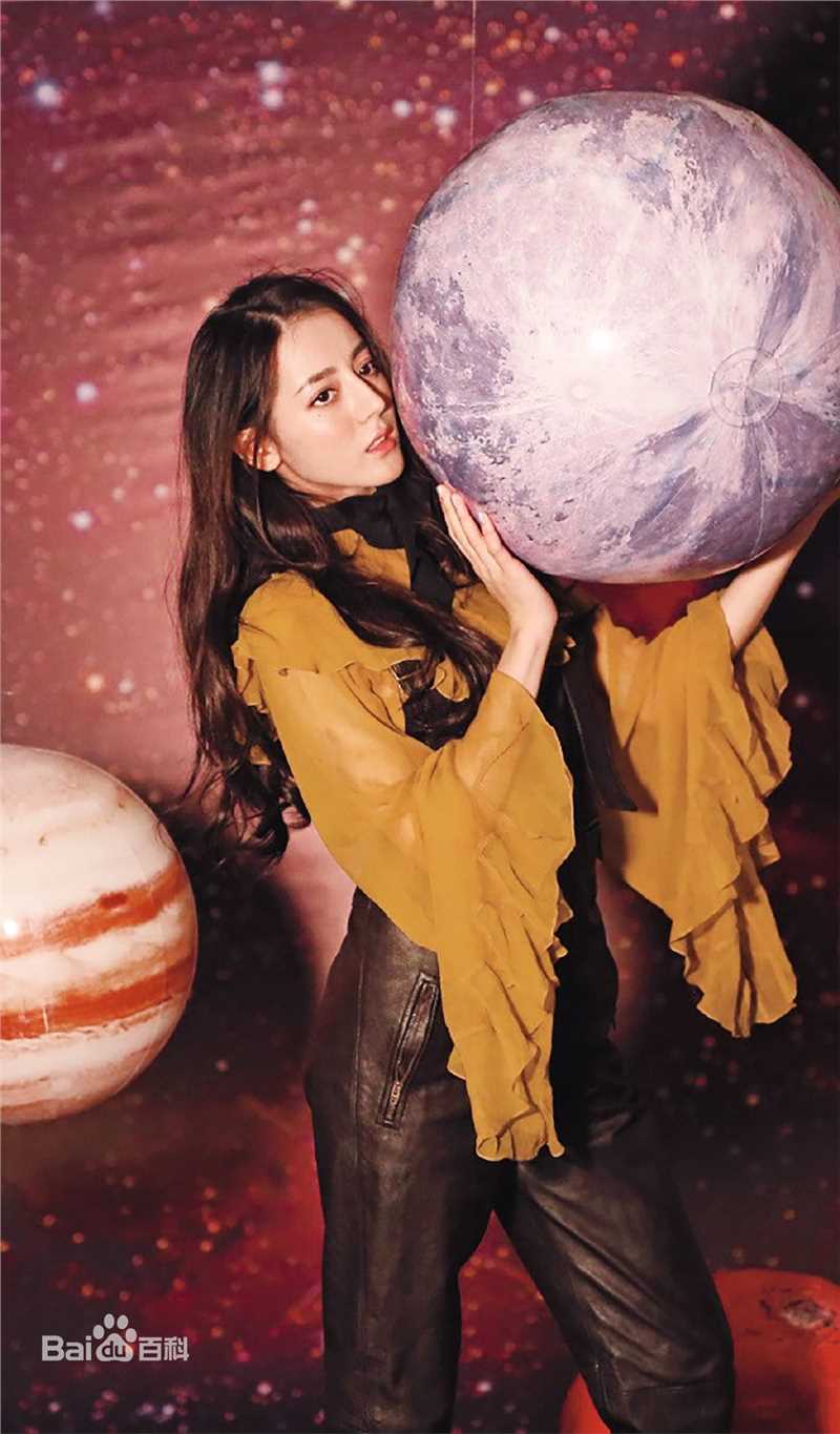 最优质迪丽热巴·迪力木拉提(Dilraba)在12《优家画报》中的相册