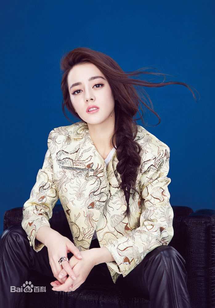 最优质迪丽热巴·迪力木拉提(Dilraba)在12《优家画报》中的相册