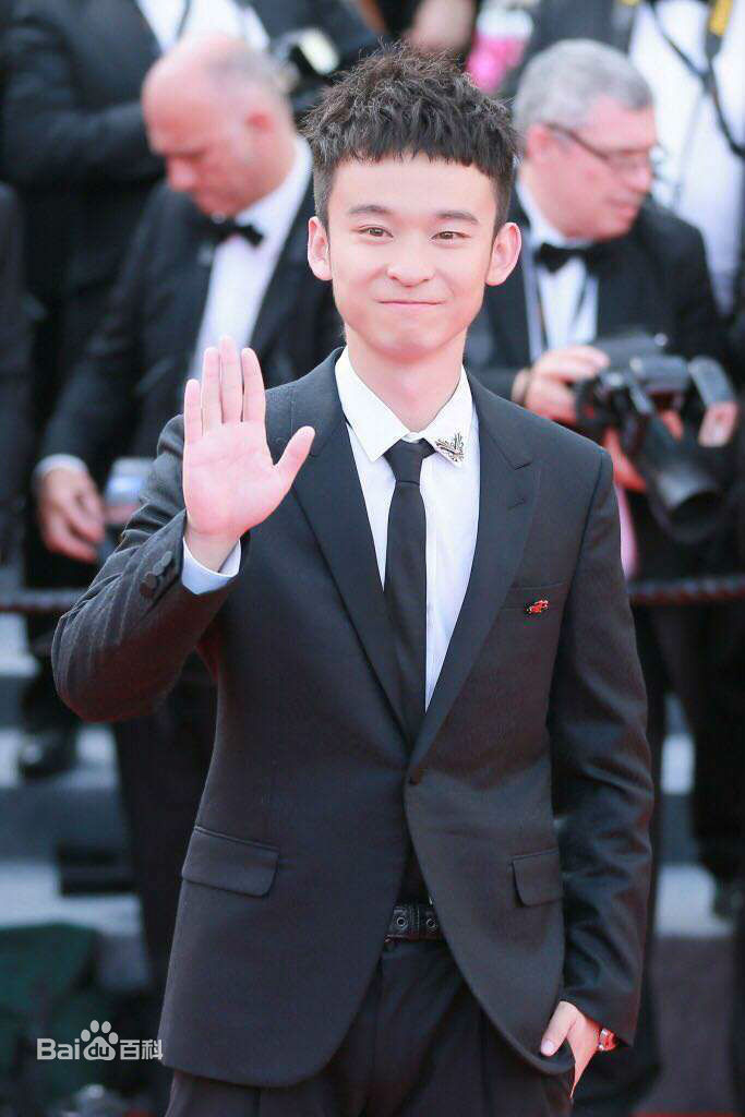 董子健戛纳之行图片图集