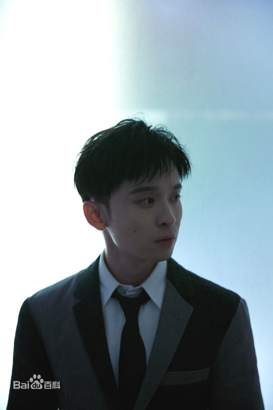 董子健精选西装图册