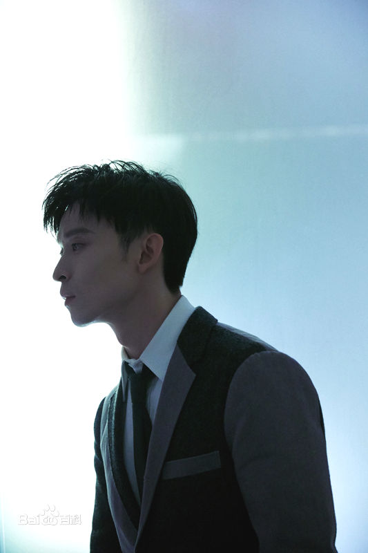 董子健精选西装图册