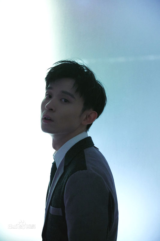 董子健精选西装图册