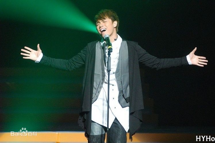 张敬轩(Hins/Hins Cheung/Cheung King Hin)演唱会性感图片图集