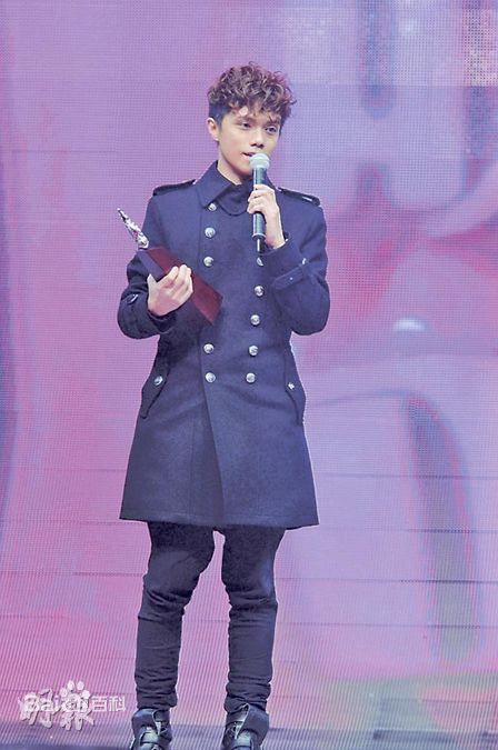 张敬轩(Hins/Hins Cheung/Cheung King Hin)颁奖礼性感图片图集