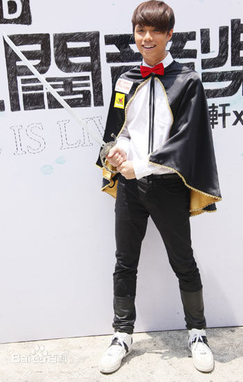 张敬轩(Hins/Hins Cheung/Cheung King Hin)拉阔音乐会照图片图册