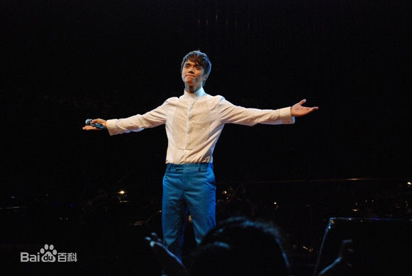 张敬轩(Hins/Hins Cheung/Cheung King Hin)音乐会照性感图片图集