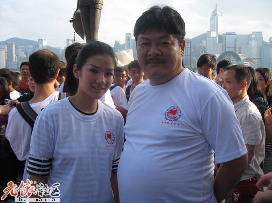 林雪(Suet Lam) 生活照前后照片