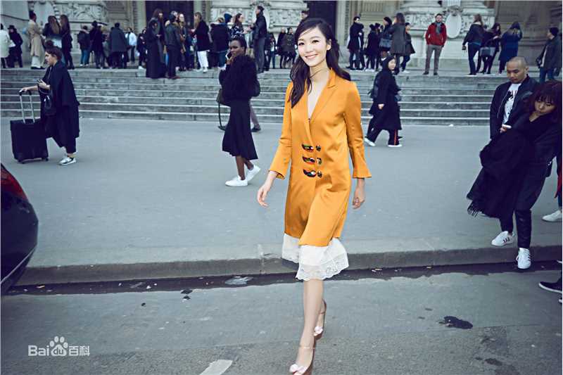 齐溪最新时尚大片素颜照相册