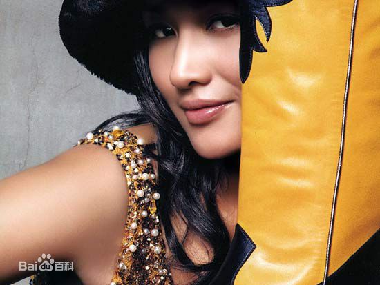 最优质瞿颖生活照