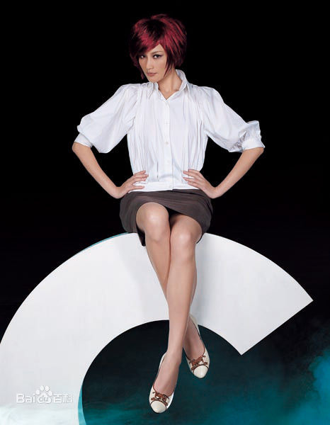 瞿颖title前后照片