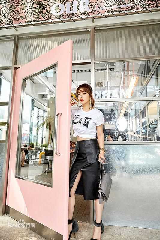 陈紫函(Emily)时尚街拍图图片图册