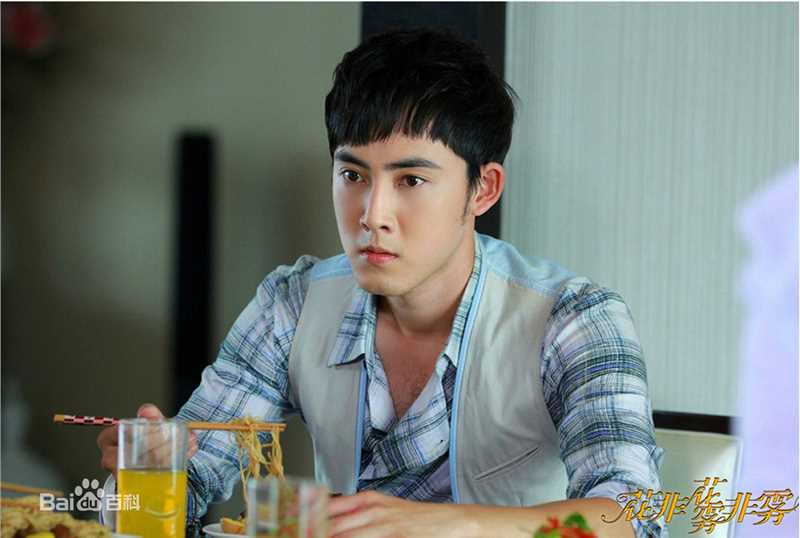 张睿(Ray)《花非花雾非雾》最新剧照