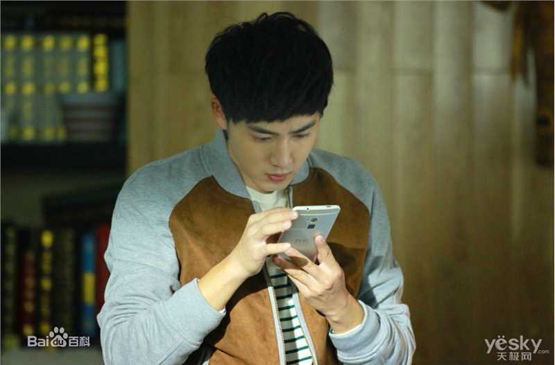 张睿(Ray)《笑女孩与傻男孩》高清剧照