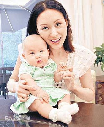 林文龙(Frankie Lam)与女儿在一起前后照片