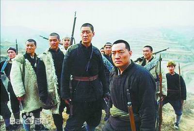 于震在2004年《吕梁英雄传》饰演雷石柱中的