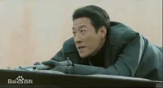 于震在2008年《海浪行动》饰演萧汉光中的
