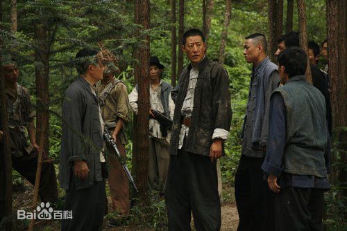 精选于震在2010年《烈火》饰演洪涛中的图册