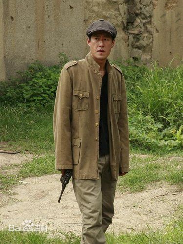 精选于震在2010年《烈火》饰演洪涛中的图册