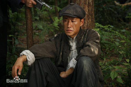 精选于震在2010年《烈火》饰演洪涛中的图册