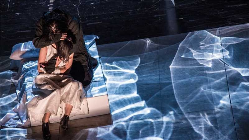 邹涵虹(Zou Han Hong)话剧舞台照图册