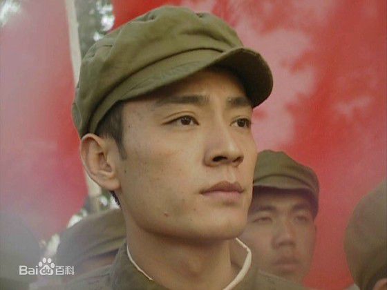 高清李光洁在2003年《军人机密》饰演张根生中的图集