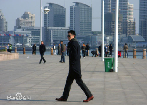 最全李光洁在2007年《柳叶刀》饰演李肖一中的壁纸