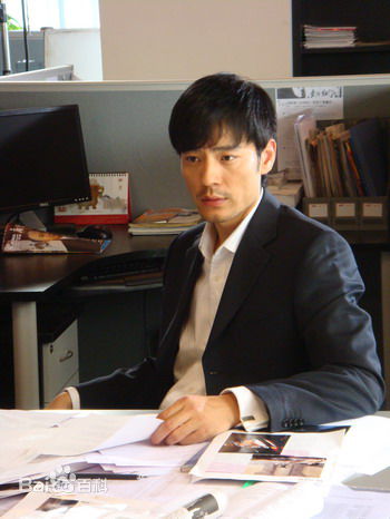 最全李光洁在2007年《我们生活的年代》饰演赵家乐中的相册