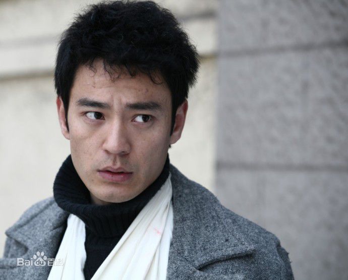 最新李光洁在2008年《当爱已成往事》饰演卫国中的壁纸