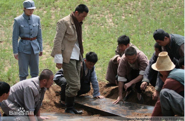 李光洁在2008年《杀虎口》饰演白郎中的